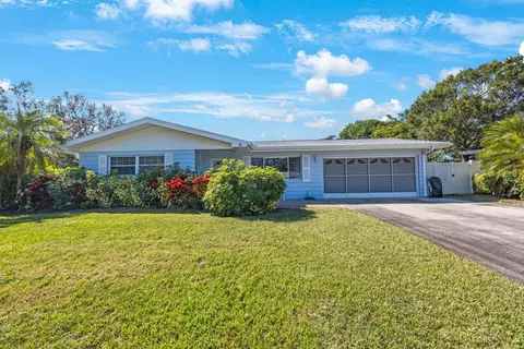 1121 19th St SW, Largo, FL 33770