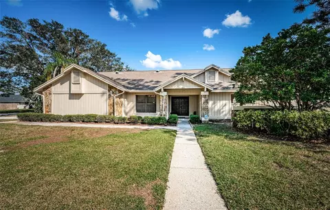 3371 Lake Shore Ln, Clearwater, FL 33761