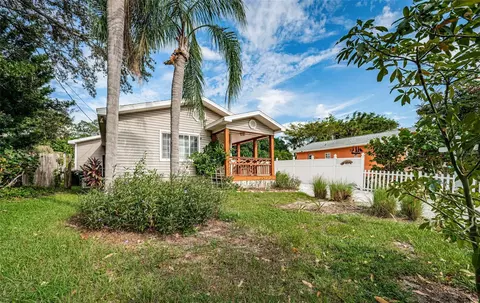 790 Harbor Hill Dr, Safety Harbor, FL 34695