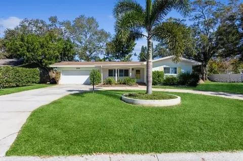 1576 Jeffords St, Clearwater, FL 33756