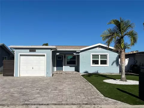 17730 Long Point Dr, Redington Shores, FL 33708