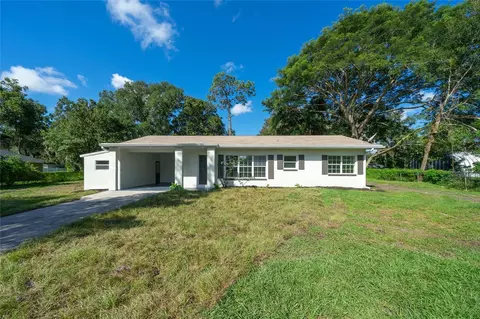 4749 5th St, Zephyrhills, FL 33542