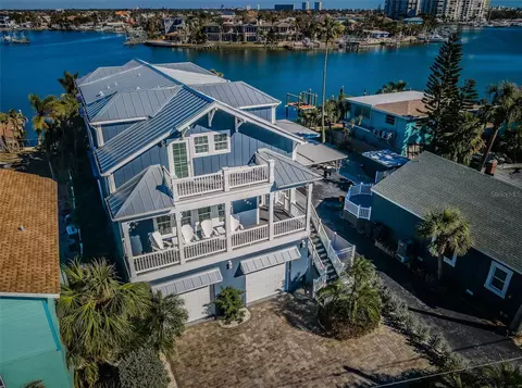 10045 Gulf Blvd, Treasure Island, FL 33706