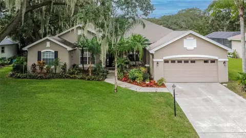 2929 Spring Hammock Dr, Plant City, FL 33566