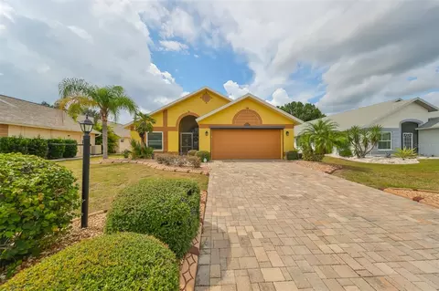 332 Northway Dr, Sun City Center, FL 33573