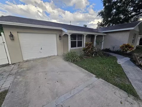 6421 Rosewood Dr, Tampa, FL 33615