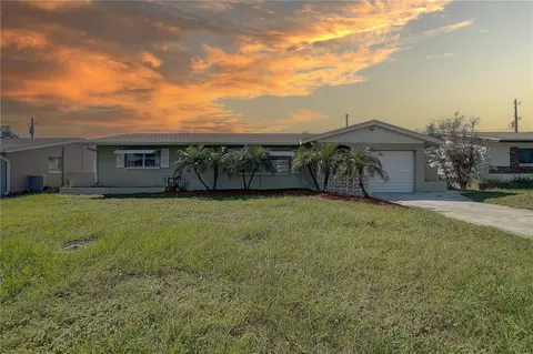 12154 80th Ave, Seminole, FL 33772