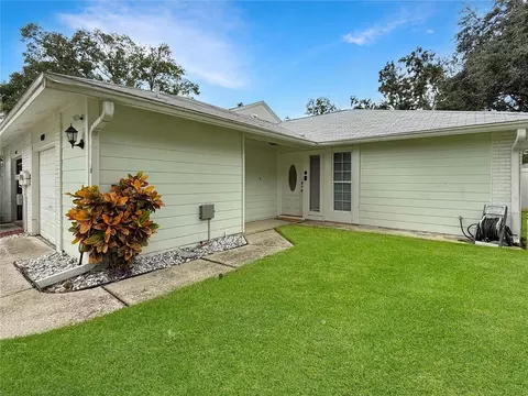 4411 Pine Meadow Ct, Tampa, FL 33624