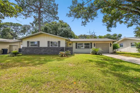1765 Thames St, Clearwater, FL 33755