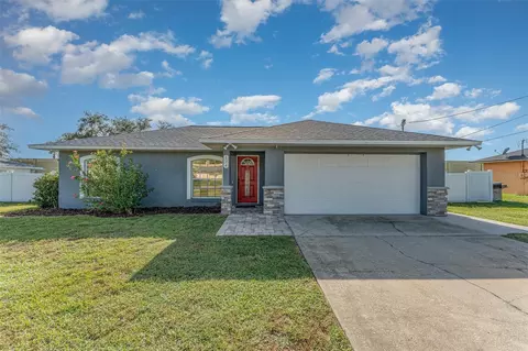 124 Paradise Island Dr, Haines City, FL 33844