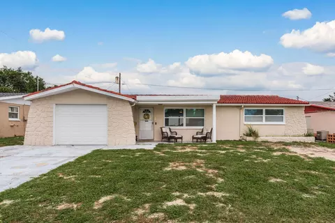 4301 Canterberry Dr, Holiday, FL 34691