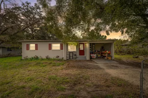 2111 E Nedro Rd, Tampa, FL 33604