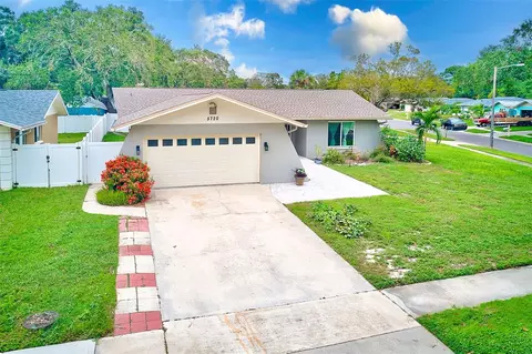 5720 Applecross St, Saint Petersburg, FL 33709
