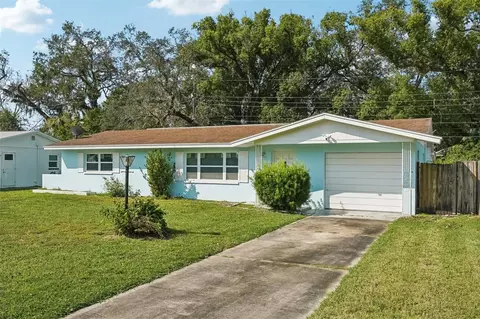 7596 117th St, Seminole, FL 33772