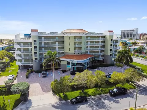 11605 Gulf Blvd #206, Saint Petersburg, FL 33706