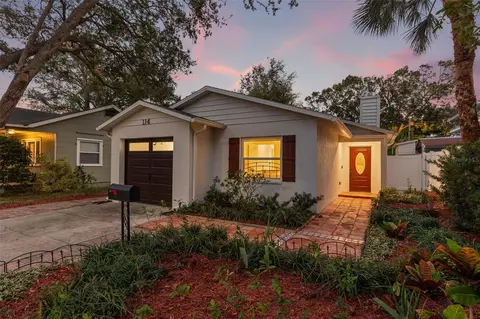 114 35th Ave N, Saint Petersburg, FL 33704