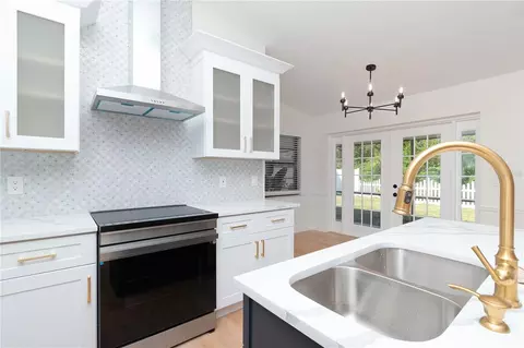 311 Oak Crest Dr, Safety Harbor, FL 34695