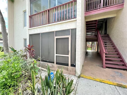 8605 Huron Ct #31, Tampa, FL 33614