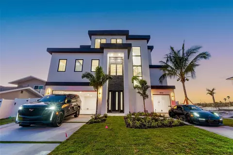 2832 W Vina Del Mar Blvd, Saint Pete Beach, FL 33706