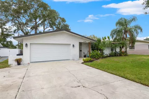 5700 Bayou Grande Blvd NE, Saint Petersburg, FL 33703