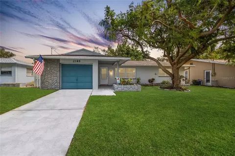 2185 Pine Ridge Dr, Clearwater, FL 33763