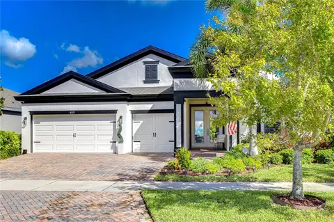 6115 Shadowlake Dr, Apollo Beach, FL 33572