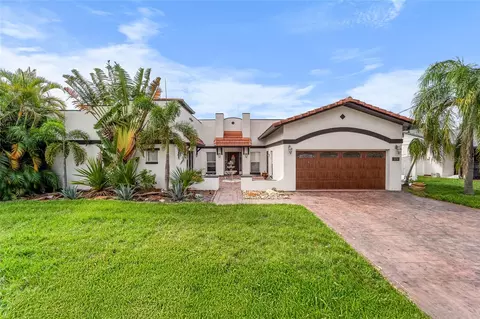 4618 Bay Crest Dr, Tampa, FL 33615