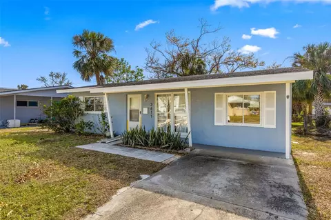 3611 Overlook Dr NE, Saint Petersburg, FL 33703