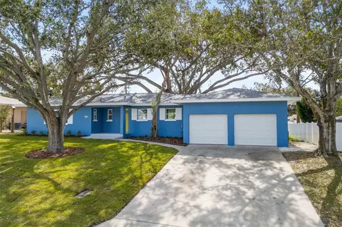 929 Hillwood Dr, Dunedin, FL 34698