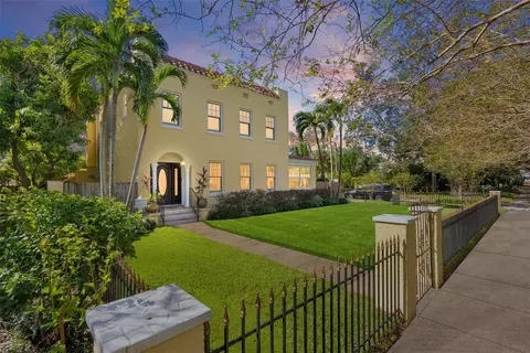 1140 14th Ave N, Saint Petersburg, FL 33705