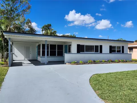 5276 100th Way N, Saint Petersburg, FL 33708