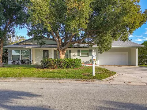 1830 Pine St, Clearwater, FL 33764