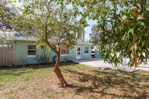 4714 W Knights Ave, Tampa, FL 33611