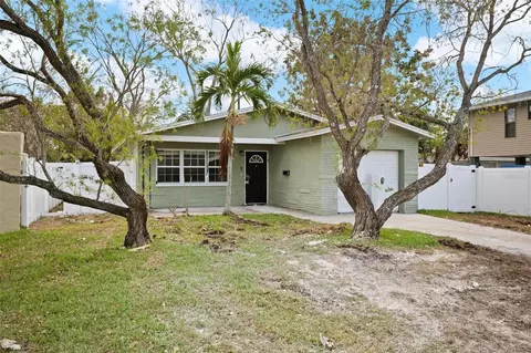 1810 Michigan Ave NE, Saint Petersburg, FL 33703