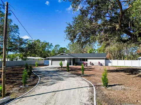 2207 33rd St SE, Ruskin, FL 33570