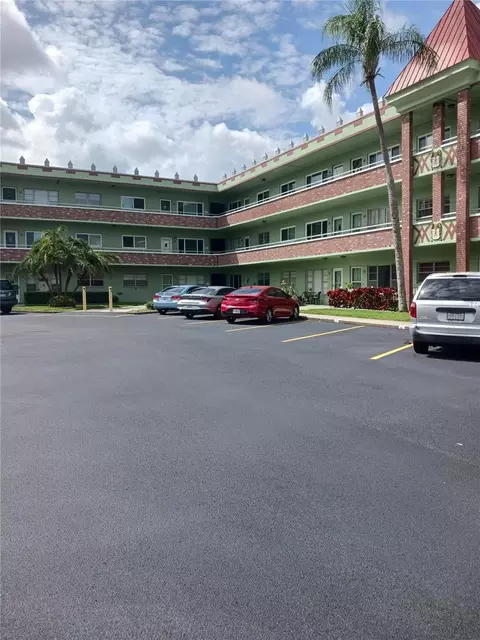 2359 Finlandia Dr #45, Clearwater, FL 33763