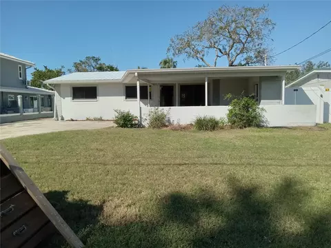 4310 Huntington St NE, Saint Petersburg, FL 33703