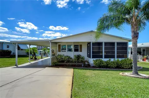 37608 Lorena Ave, Zephyrhills, FL 33541