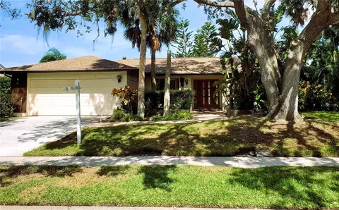 180 Water Oak Way, Oldsmar, FL 34677