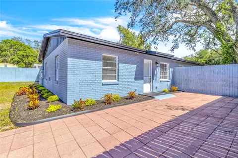 9705 N 15th St, Tampa, FL 33612