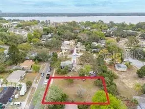 1308 E Lemon St, Tarpon Springs, FL 34689