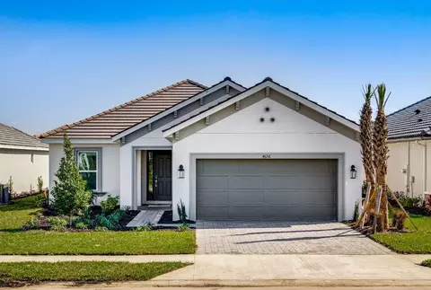4658 Freccia Loop, Wesley Chapel, FL 33543