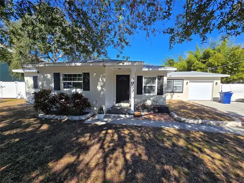 3033 W Helen Ave, Tampa, FL 33611