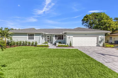 1053 Serpentine Dr S, Saint Petersburg, FL 33705