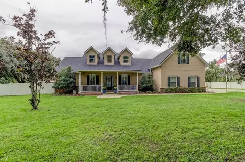 26704 Easy St, Wesley Chapel, FL 33544