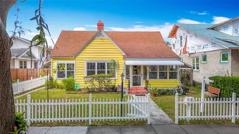 1210 12th St N, Saint Petersburg, FL 33705