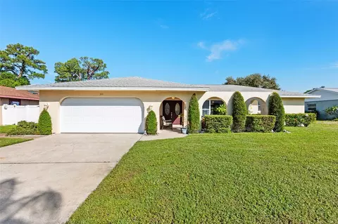 349 Lantana Ave, Sarasota, FL 34243