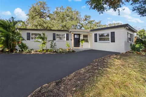 6964 George M Lynch Dr N, Saint Petersburg, FL 33702