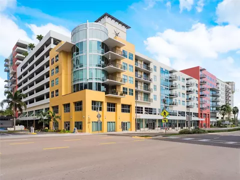 1208 E Kennedy Blvd #821, Tampa, FL 33602
