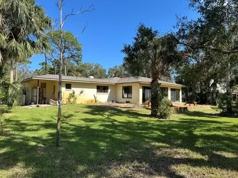 64 Inness Dr, Tarpon Springs, FL 34689